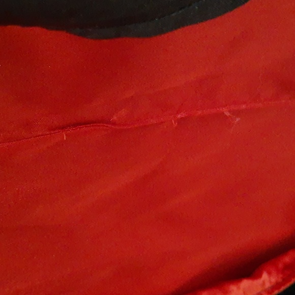 Gymboree Pirate Skull Vampire Cloak Cape Youth M/L (7-12) BONUS Toy Hook & Sword - Picture 4 of 16